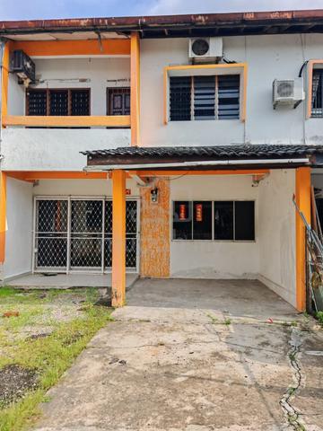 Below market cash out Johor Jaya Double Storey 1