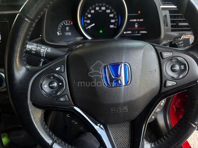 2016 Honda JAZZ 1.5 (A) - 4
