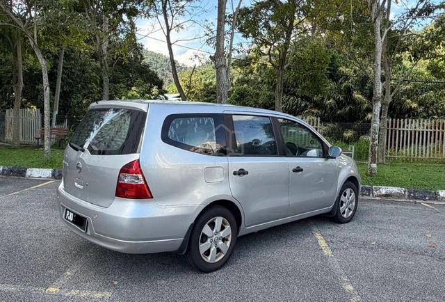 2010 Nissan GRAND LIVINA 1.6 PREMIUM/LUXURY (A) - 2