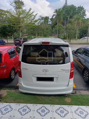 2010 Hyundai GRAND STAREX 2.5 ROYALE (A) - 2