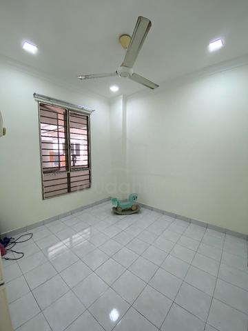 162 Residency 3