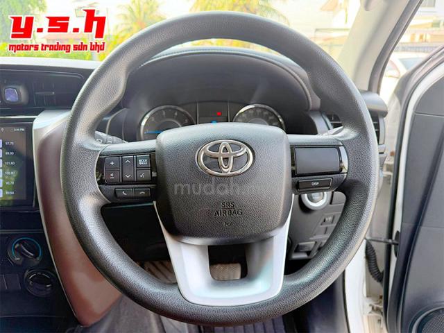 2019 Toyota FORTUNER 2.4 VRZ 4X4 2GD-FTV (A) - 4