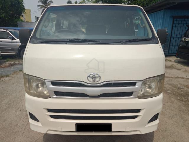 2013 Toyota HIACE 2.5 (M) WINDOW VAN - 2