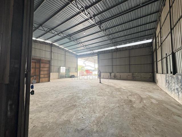 WAREHOUSE Sungai Bakap Jawi 8,000sqft Industrial Zoning Ideally Store 1