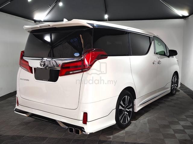 2018 Toyota Alphard 2.5 SC JBL Full Spec Like New - 2