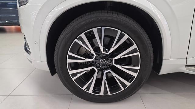 2023 Volvo XC90 2.0 RECHARGE T8 ULTIMATE - 5