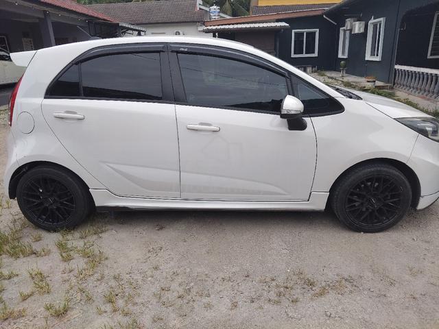 2014 Proton IRIZ 1.6 EXECUTIVE (A) - 4