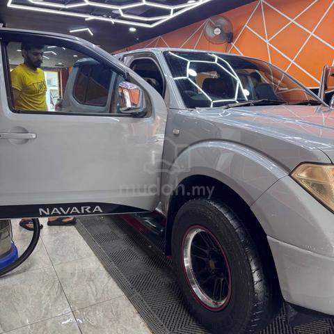 2009 Nissan NAVARA 2.5 LE (A) - 4