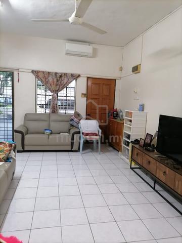 Batu Unjur, Taman Bayu Perdana, Klang 1