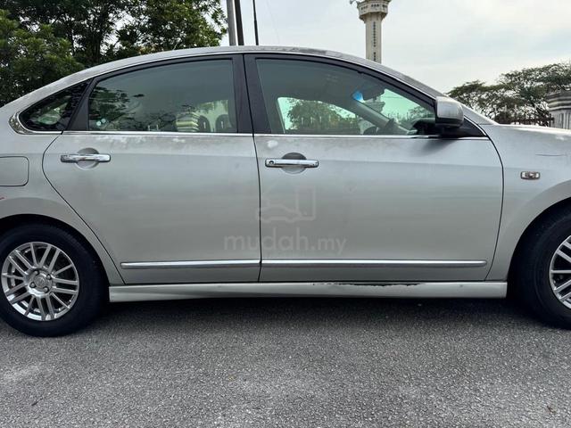2009 Nissan SYLPHY 2.0 LUXURY (A) - 4