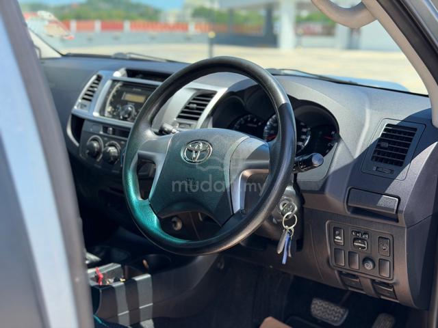 2014 Toyota FORTUNER 2.5 G (A) - 5