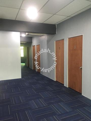 Bilik untuk disewa Motel Room to rent Corner Shop Lot At Chandan Putri 1