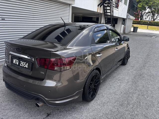 2010 Kia FORTE 1.6 SX (A) - 5
