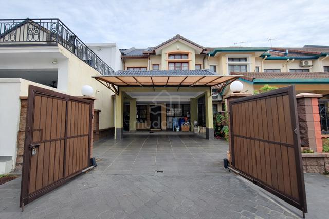 [RENOVATED] 2 Storey Superlink House at Jalan Adang Bukit Jelutong 1