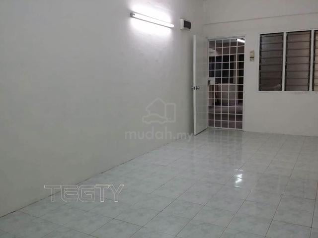 Pangsapuri Pelangi Indah 1