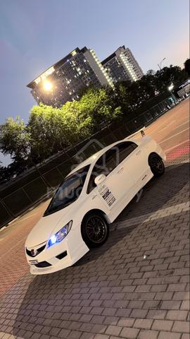 Honda CIVIC 2.0 i-VTEC (A) 2008 - 4