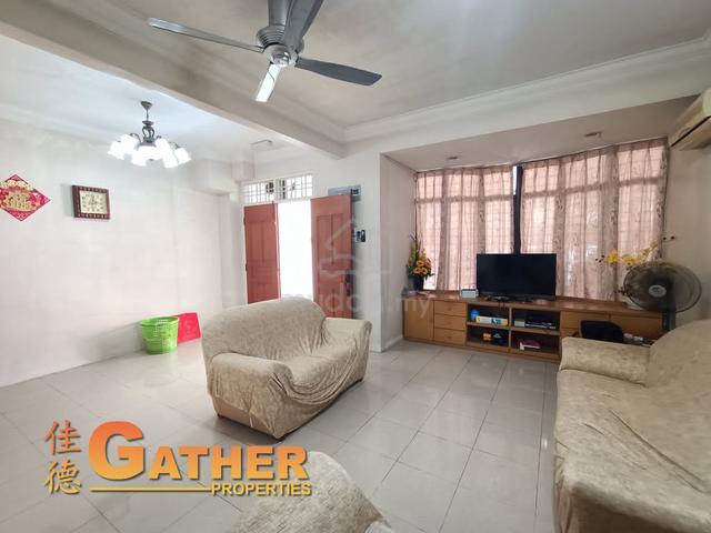 2 Storey Terrace at Taman Jambu Mawar near OCBC Jalan Song Ban Kheng 1