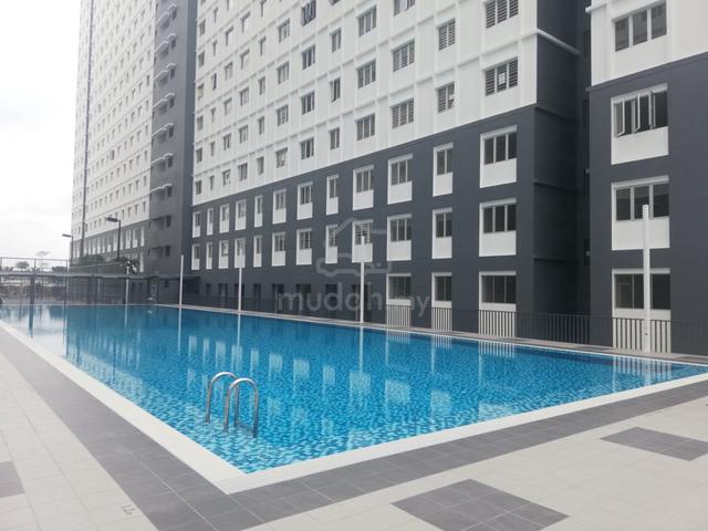 Karisma @ Eco Majestic 1