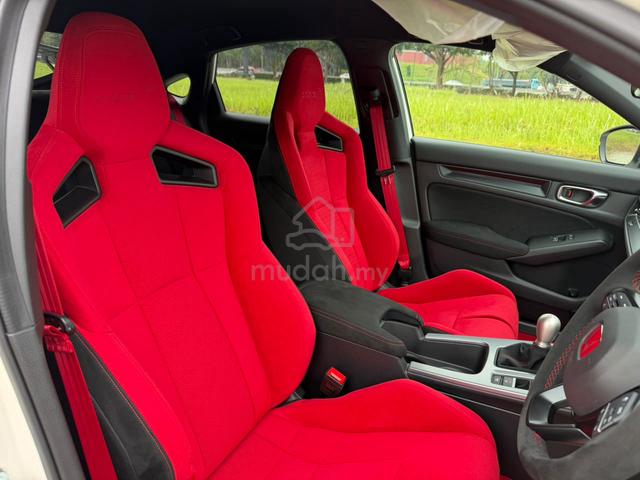 6KM 6A 2025 Honda CIVIC FL5 TYPE R NEW CAR MILEAGE - 4