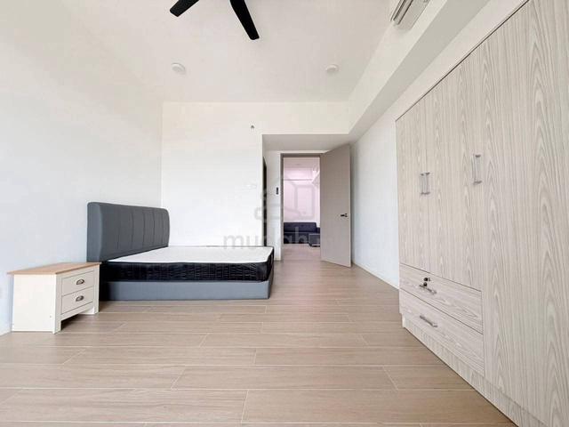Bay Suites 1
