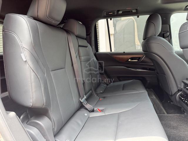 2400km 2024 Lexus LX600 3.4 Silver & Black READY - 4