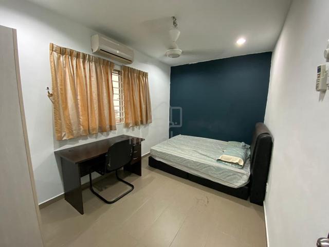 Beautiful Room with Private Bathroom in Bangsar 1