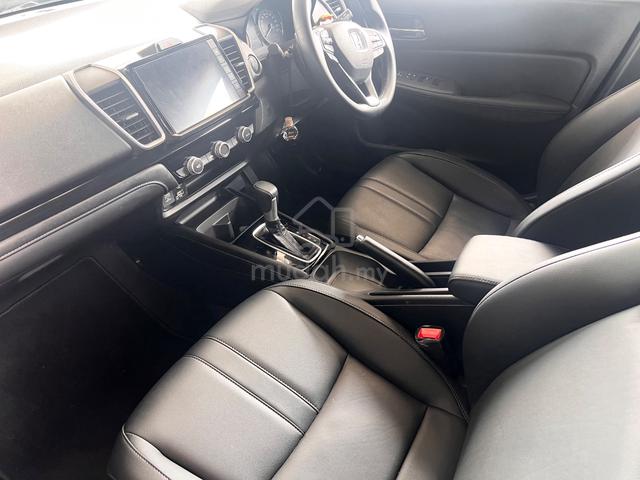 2025 Honda CITY 1.5 V (A)*SUPER LOW MILEAGE* - 5