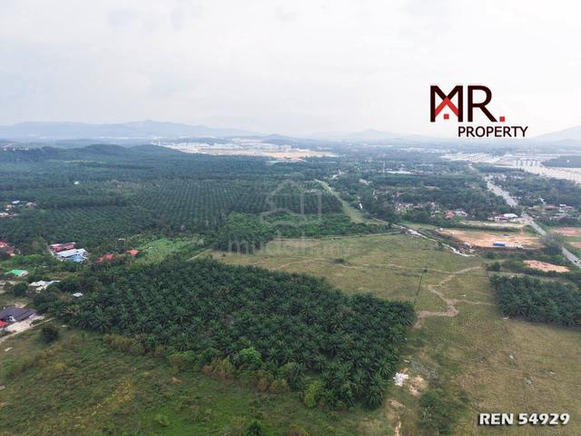 NEAR MAIN ROAD Vacant Land Padang Serai FOR SALE 1