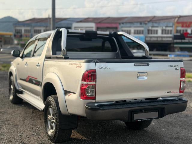 2015 Toyota HILUX 2.5 G TRD SPORTIVO (A) - 3