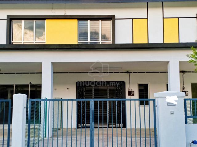 Double Storey Terrace House at Sari Alamanda, Sg Choh Rawang For Rent 1