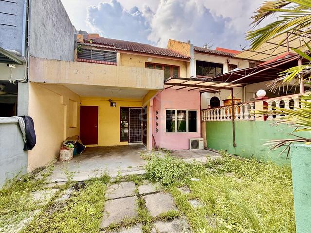 FACING OPEN🔥2 Storey House Taman  Bukit Saga Seksyen 26 Shah Alam 1