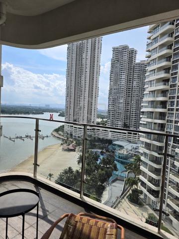 Bay Laurel @ Country Garden Danga Bay 1