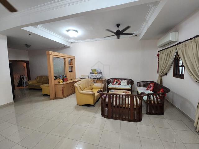 Pantai Jerjak, Bayan Lepas, Terrace house 1