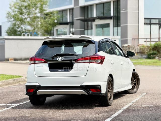 FULL LOAN 2019 Toyota YARIS 1.5 THAILOOK (A) - 2