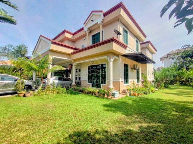 Renovated Freehold 7836sf Bungalow Warisan Setia Kota Warisan Sepang 1