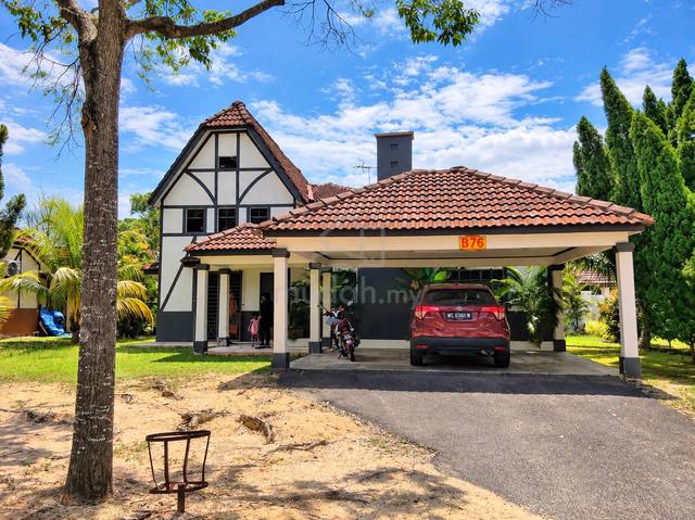 Nice Single Storey Bungalow Villa w/ Pool, A'Famosa Resort Melaka 1