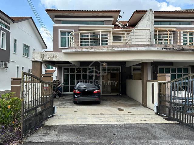 End Lot Teres 2 Tingkat Partially Furnished, Taman Cheng Setia, Cheng 1
