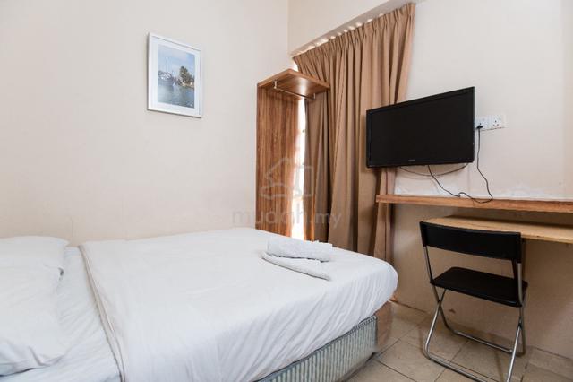 Sunway Room with Private Bathroom For Rent - PJS 11 1