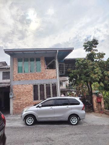 BELOW MARKET Conner Lot Taman Usaha Jaya Kepong 1