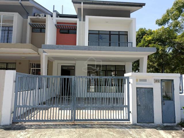 Rumah Teres Dua Tingkat (End Lot) Taman M Residence 1, Rawang❗FREEHOLD 1