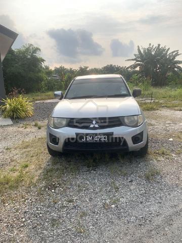 2014 Mitsubishi TRITON 2.5 LITE (M) - 2
