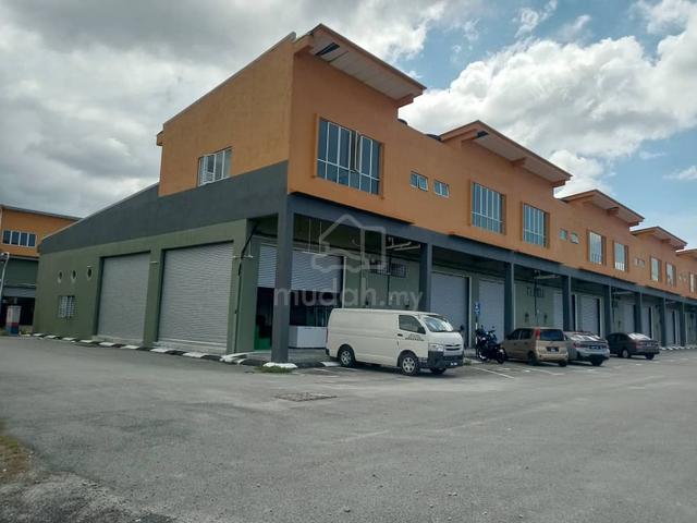 Prime Commercial Shop Lot for Rent – Kamunting, Perak 1