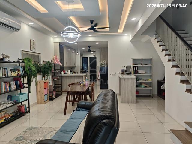 Elmina Green 3 for Rent !!! October entry 1