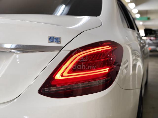 2020 Mercedes Benz C300 2.0 AMG 68K KM 3Y WARRANTY - 4