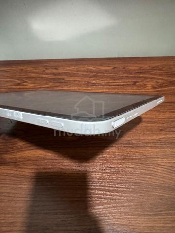iPad (10th Generation) Wifi - 64GB - photo 2 of 5