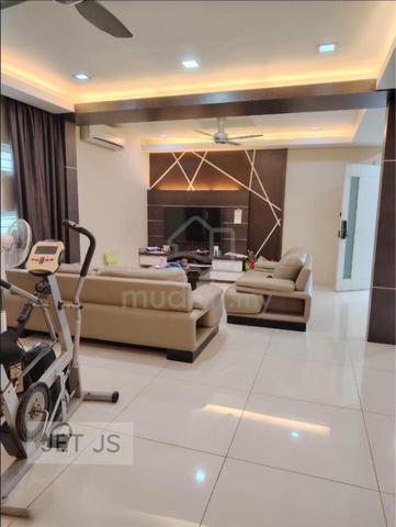 Bandar Bukit Tinggi Double storey Limited Corner House For Sale 1