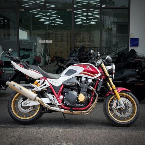 Honda CB1300 SF SP (Super Four) Unregistered - photo 2 of 9