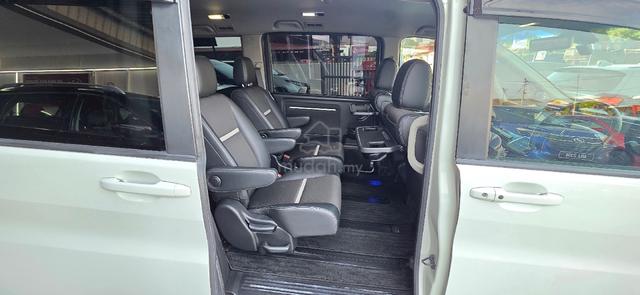 2018 Honda STEPWAGON 1.5 SPADA (A) - 4