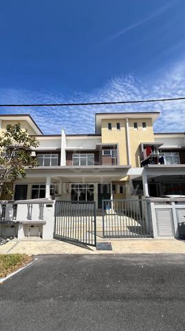 For rent,Double storey | BERANANG 1