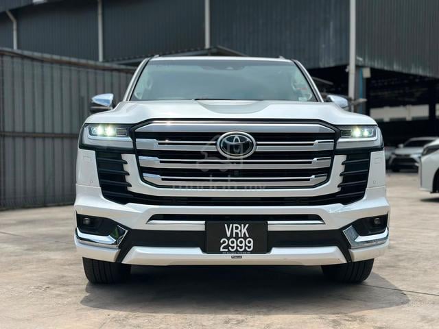 2022 Toyota Land Cruiser 3.5L (T) - 3